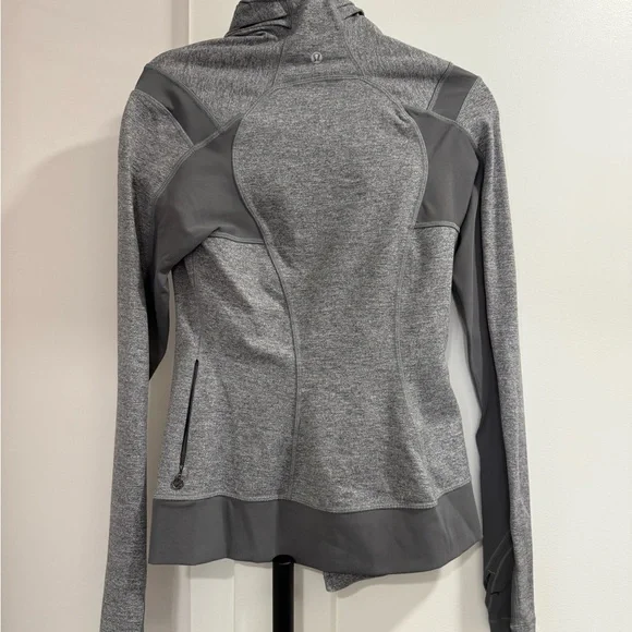 Lululemon Athletica Heather Gray Jacket size 6 - Picture 3 of 5